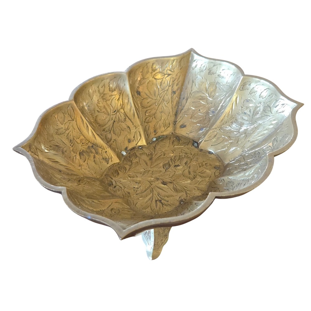 Vintage Harilelas Boho Brass Scalloped Footed Bowl Hand Etched Floral India 6"